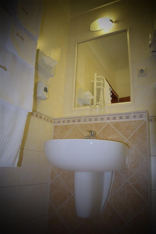 Gereby Kuria Es Lovasudvar Hotel Lajosmizse