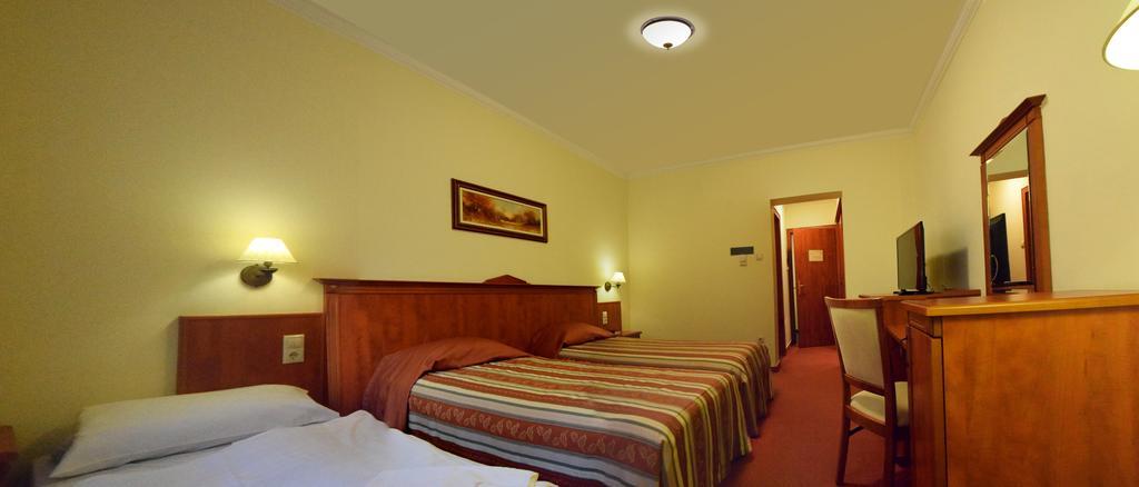 Gereby Kuria Es Lovasudvar Hotel Lajosmizse