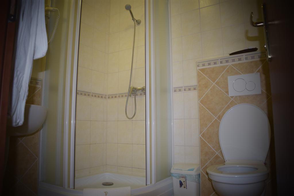 Gereby Kuria Es Lovasudvar Hotel Lajosmizse